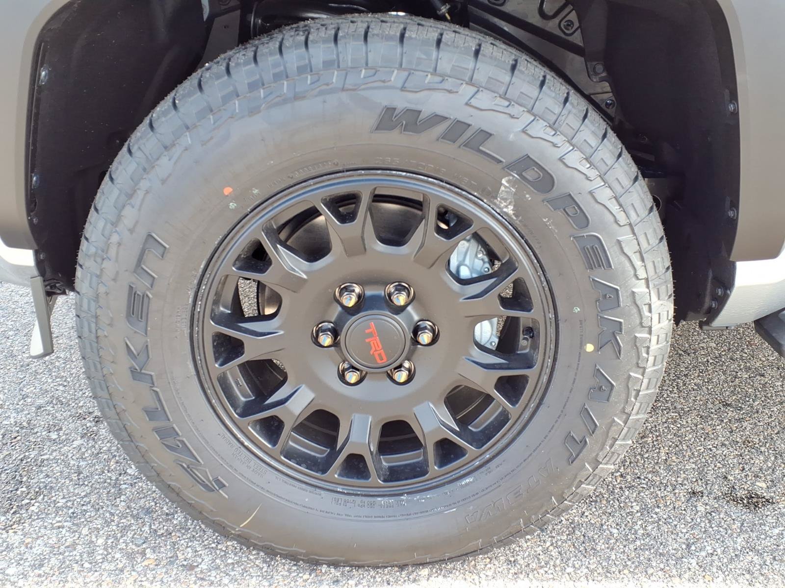 Used 2026 Toyota 4Runner TRD Off-Road Premium AWD/4WD image 4