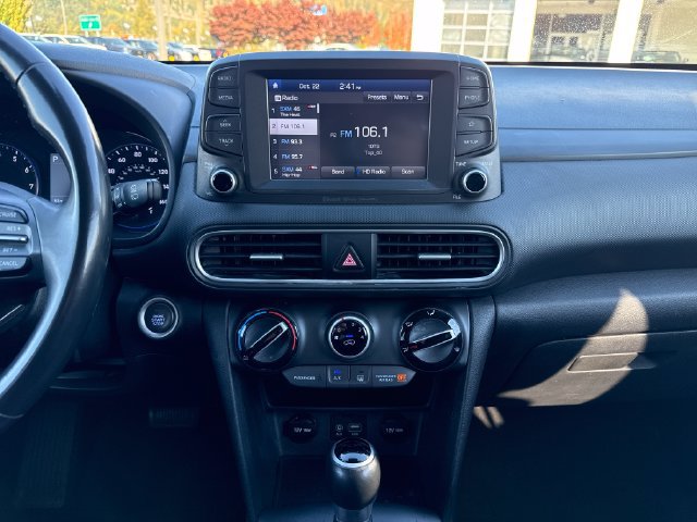 Used 2018 Hyundai Kona SEL AWD/4WD image 22