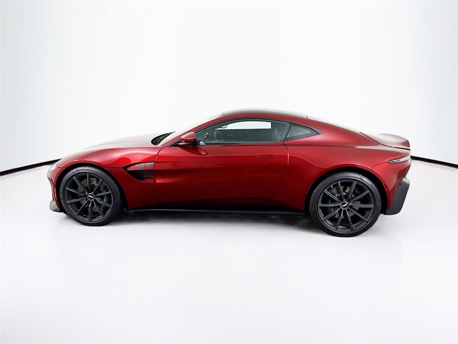 Used 2020 Aston Martin V8 Vantage Coupe RWD image 20