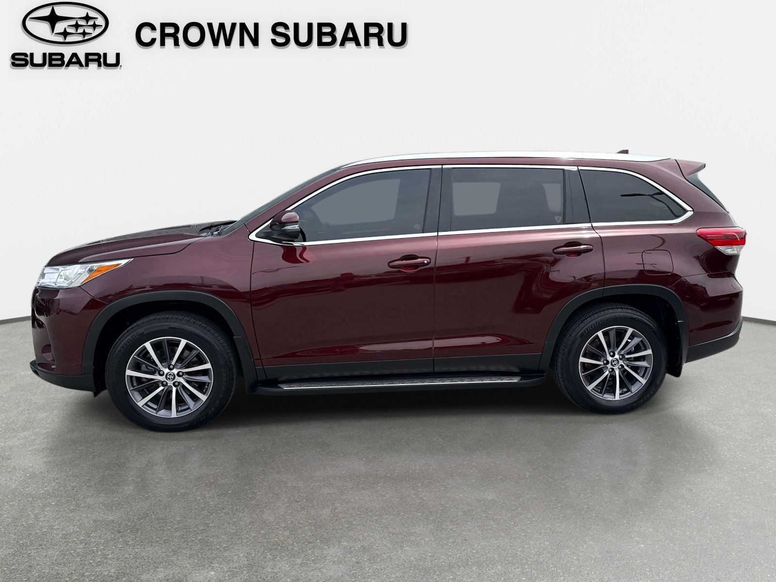 Used 2019 Toyota Highlander XLE AWD/4WD image 8