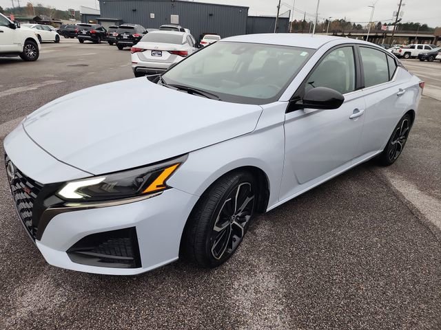 Used 2023 Nissan Altima 2.5 SR