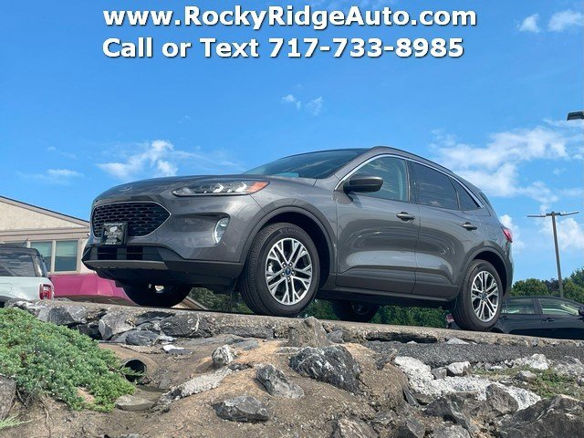 Used 2022 Ford Escape SEL w/ Class II Trailer Tow Package image 1