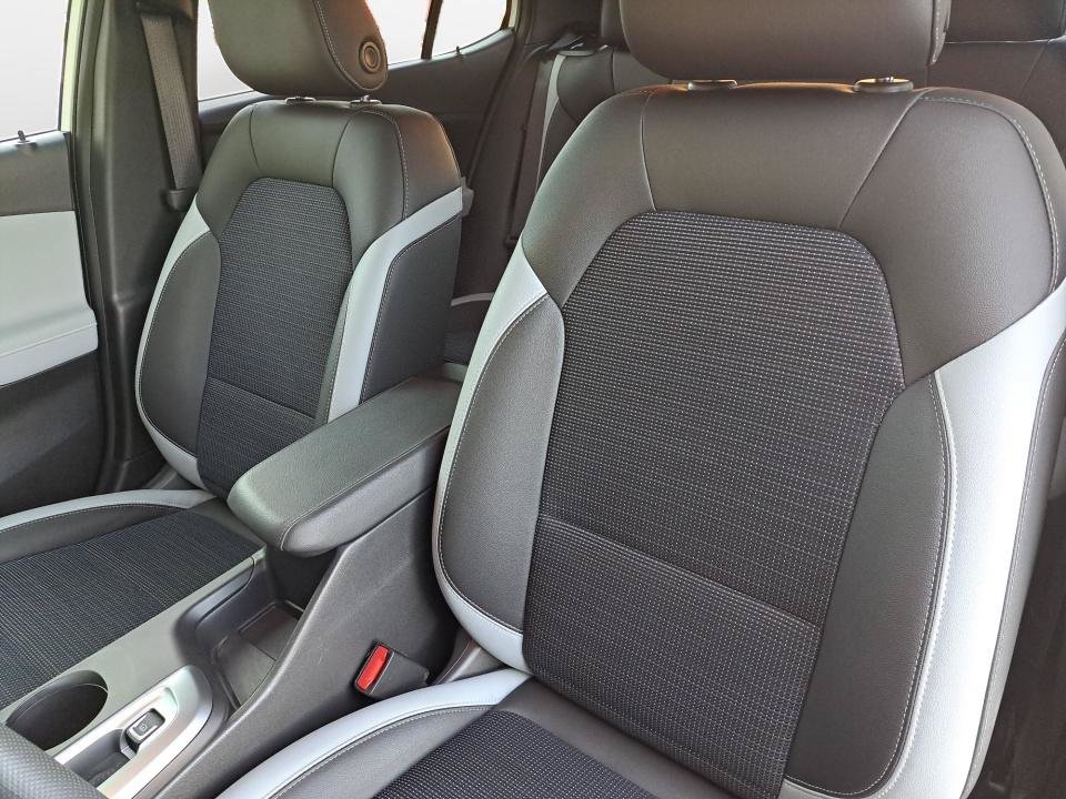 Used 2026 Buick Envista Preferred FWD image 11