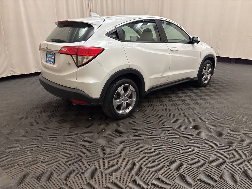 Used 2021 Honda HR-V LX image 5