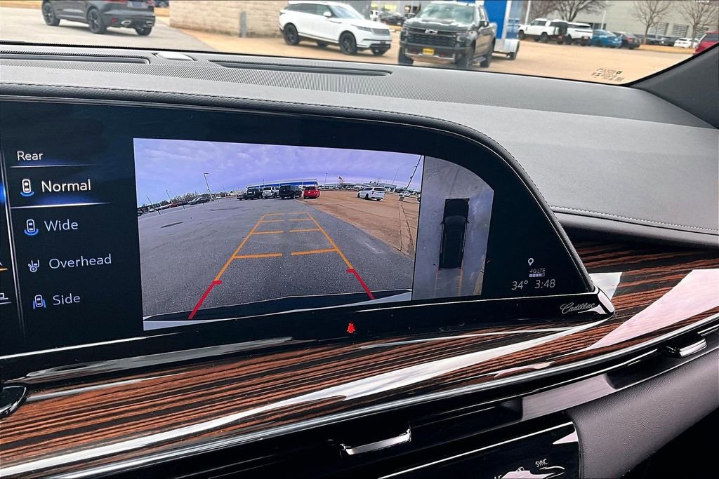 Used 2024 Cadillac Escalade ESV Premium Luxury image 23