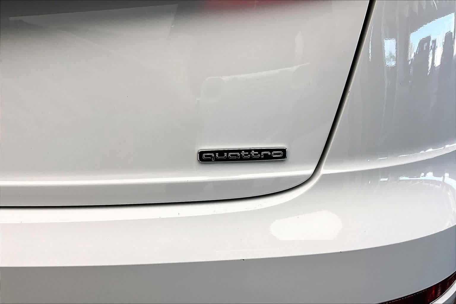 Certified 2023 Audi Q8 Premium w/ Convenience Package AWD/4WD image 10