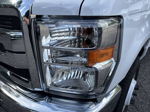 New 2027 Ford E-350 and Econoline 350 Super Duty w/ Power Equipment Group RWD image 11