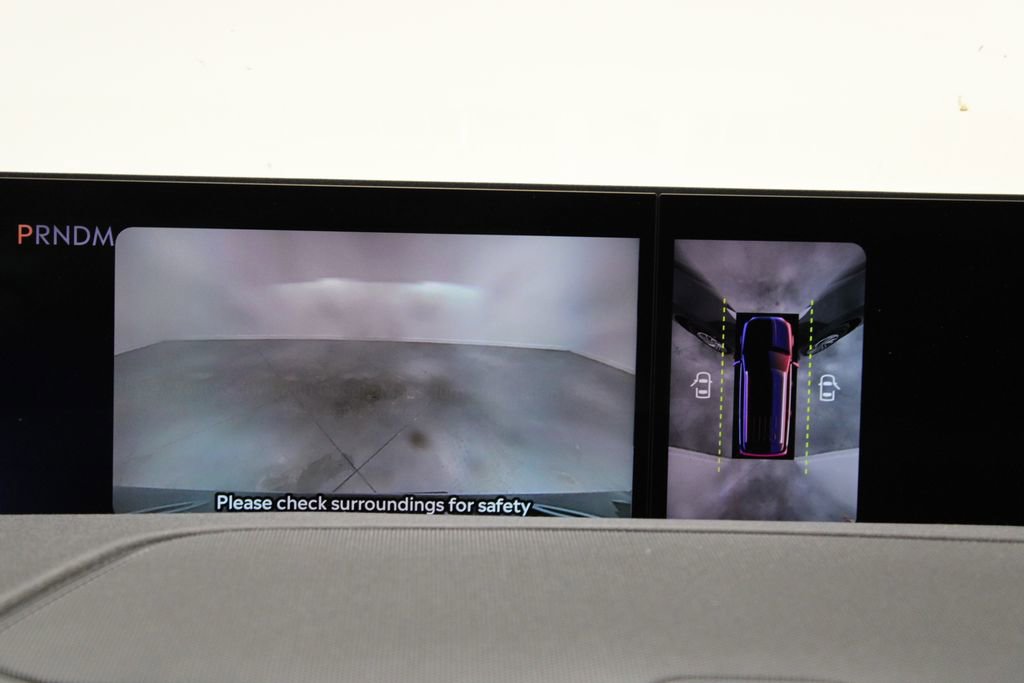 Used 2025 Lincoln Navigator Reserve image 37