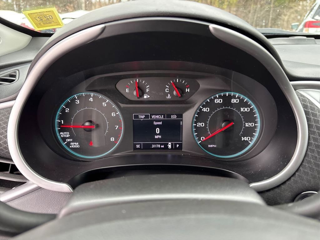 Used 2025 Chevrolet Malibu LT FWD image 21