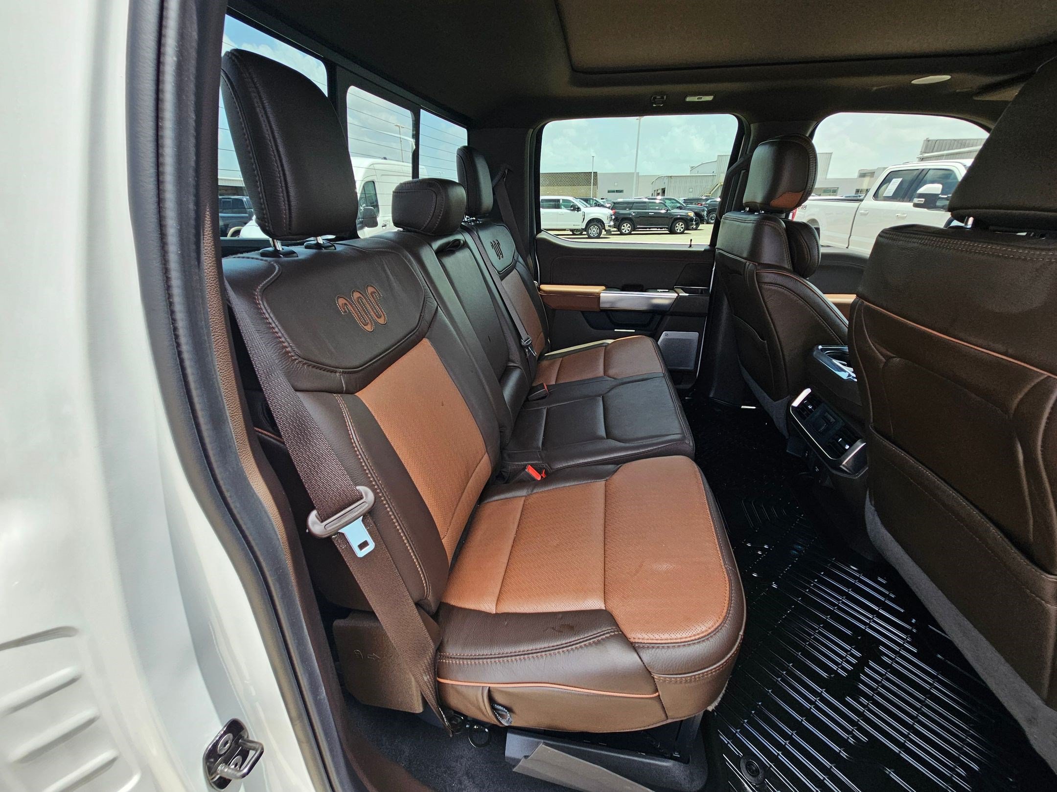 Used 2024 Ford F150 King Ranch w/ FX4 Off-Road Package AWD/4WD image 31