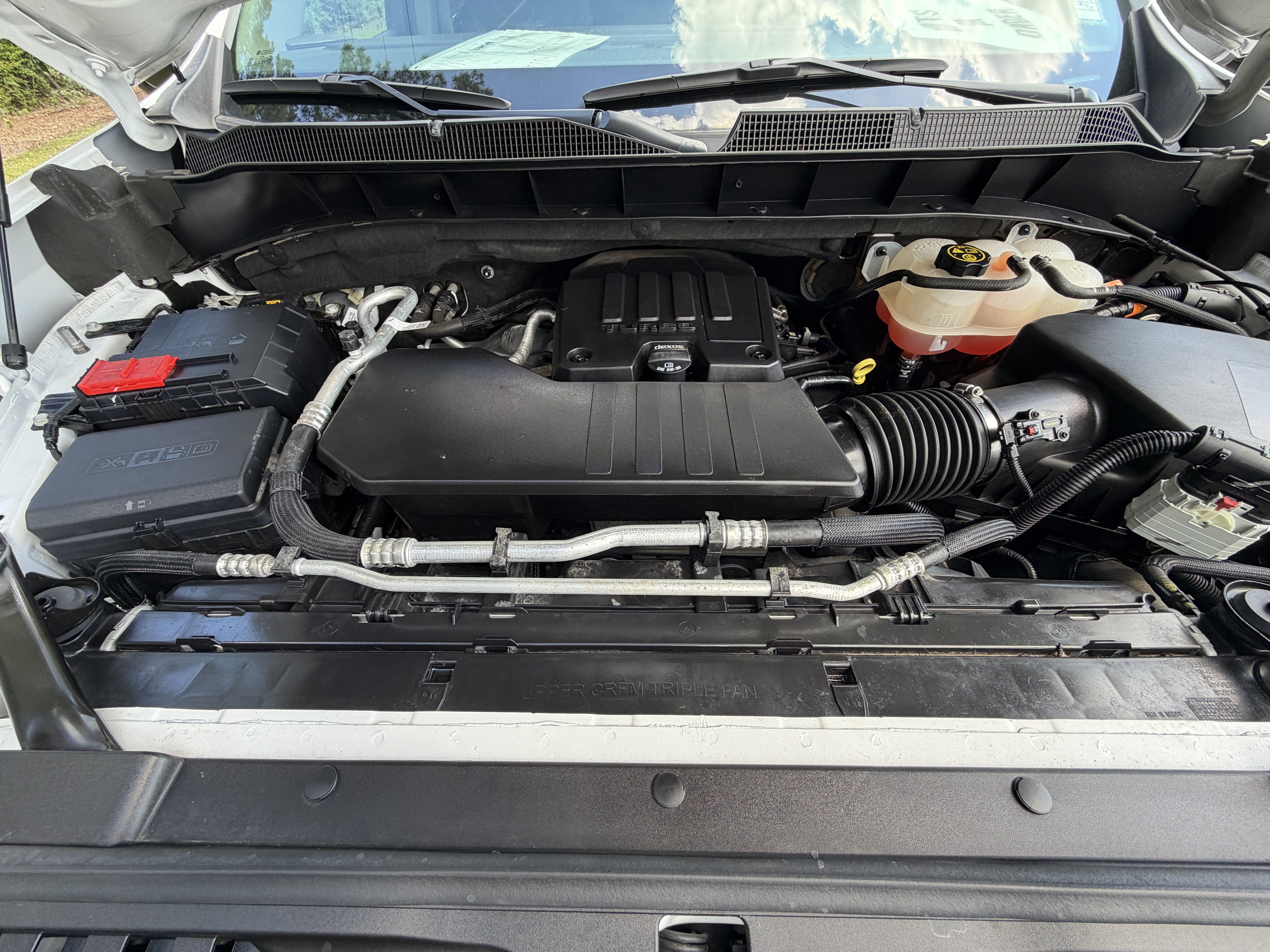 Used 2022 Chevrolet Silverado 1500 LT AWD/4WD image 9