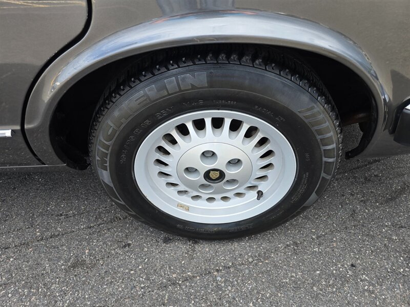 Used 1989 Jaguar XJ6 RWD image 34