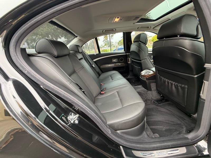 Used 2006 BMW 750i RWD image 40