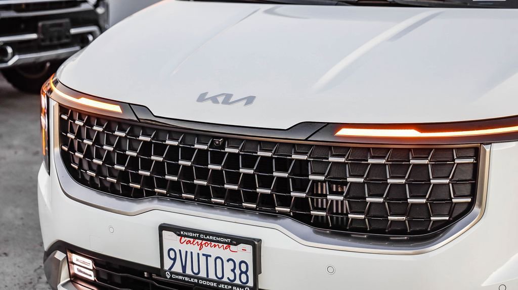 Used 2026 Kia Carnival SX image 6