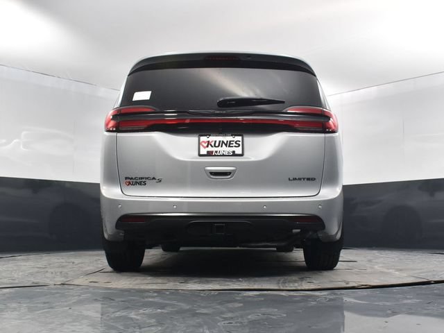 New 2026 Chrysler Pacifica Limited w/ S Appearance Package FWD image 59