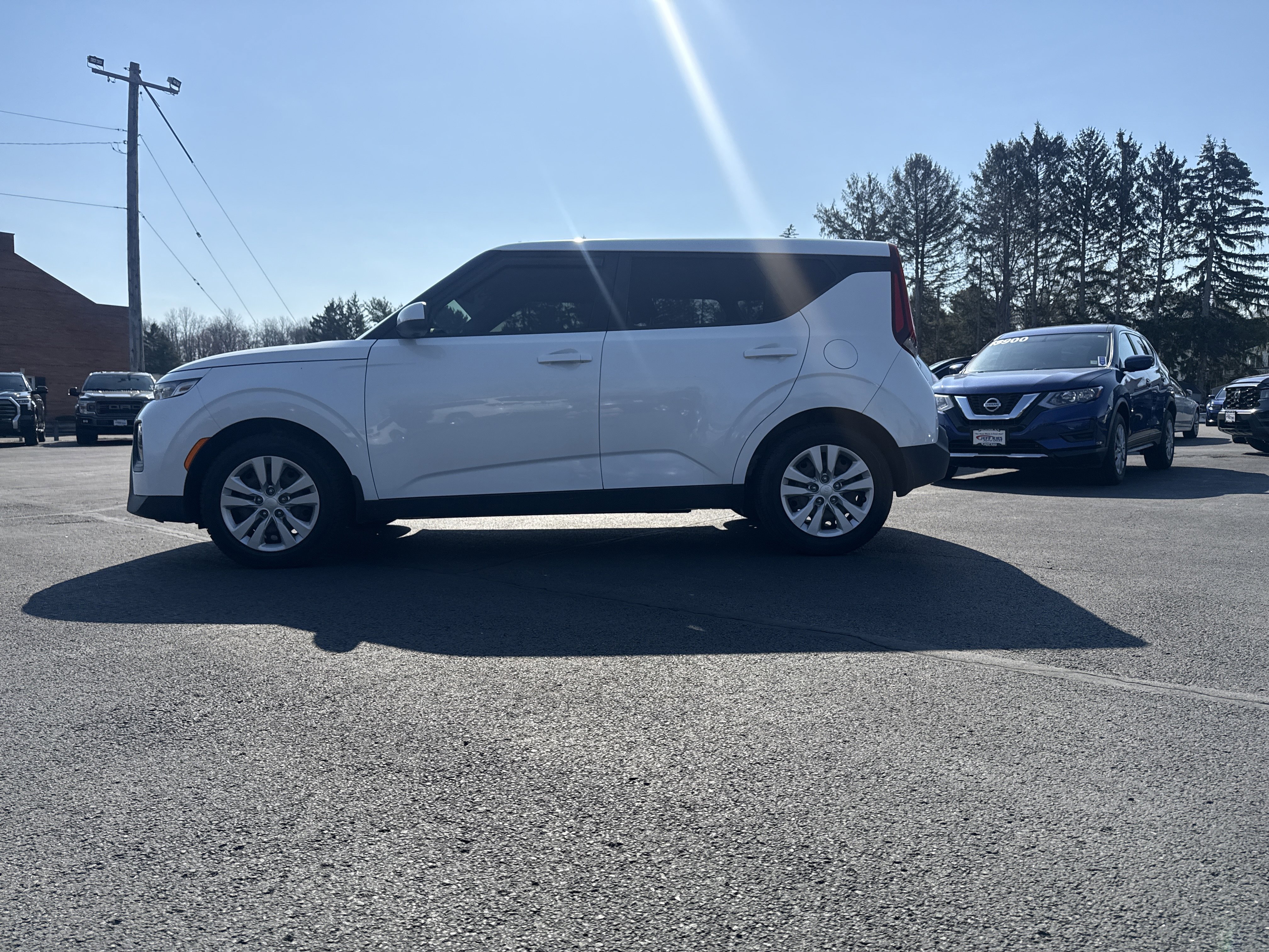 Used 2020 Kia Soul LX image 8