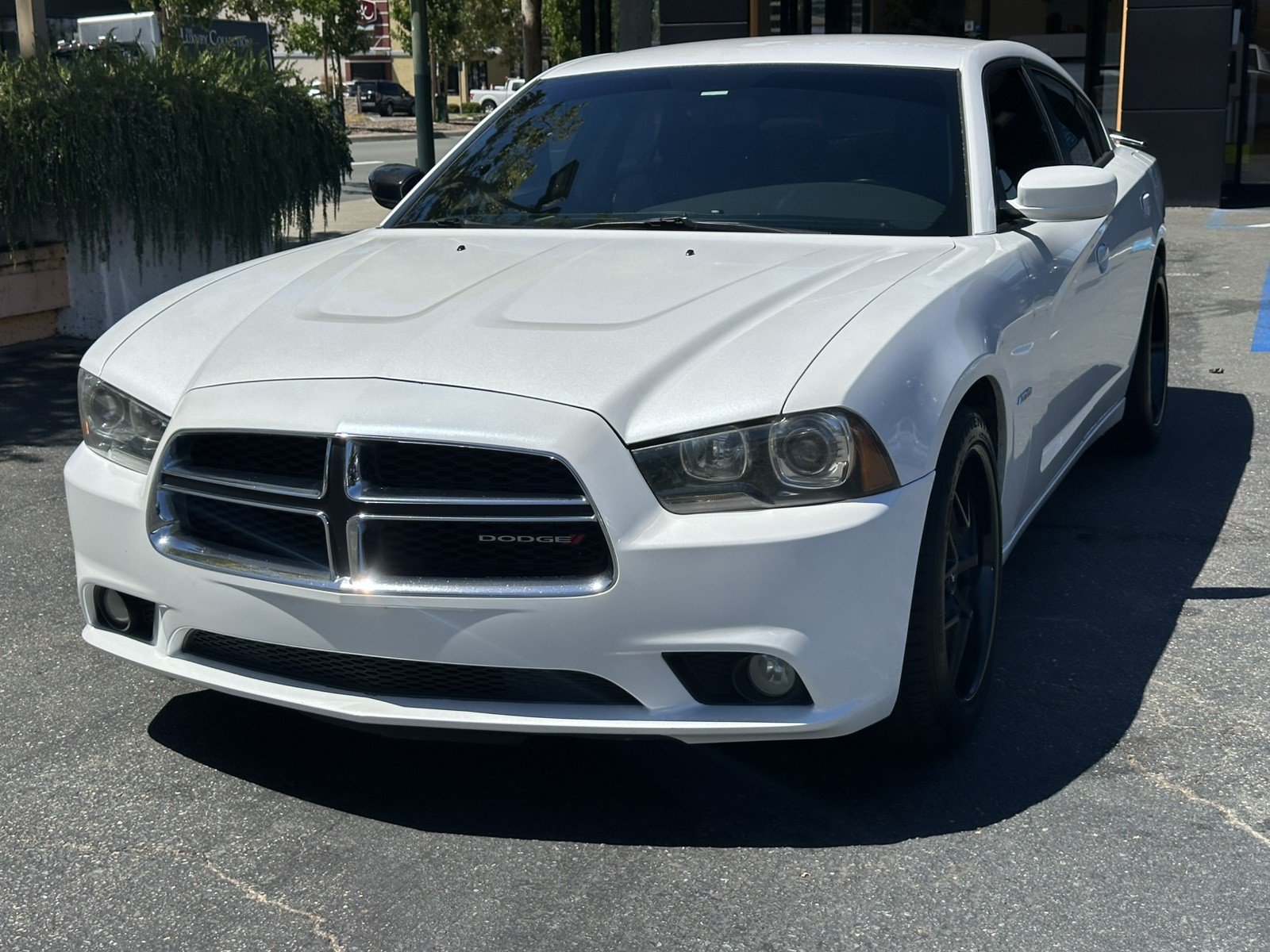 Used 2014 Dodge Charger R/T RWD image 4
