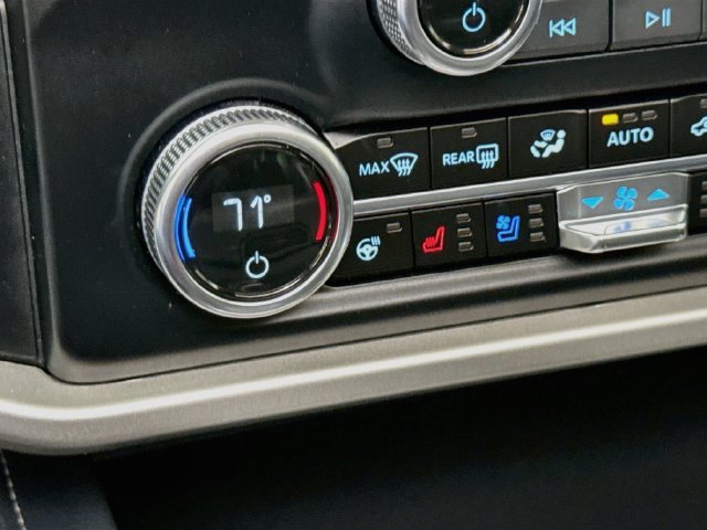 Used 2024 Ford Expedition XLT RWD image 20