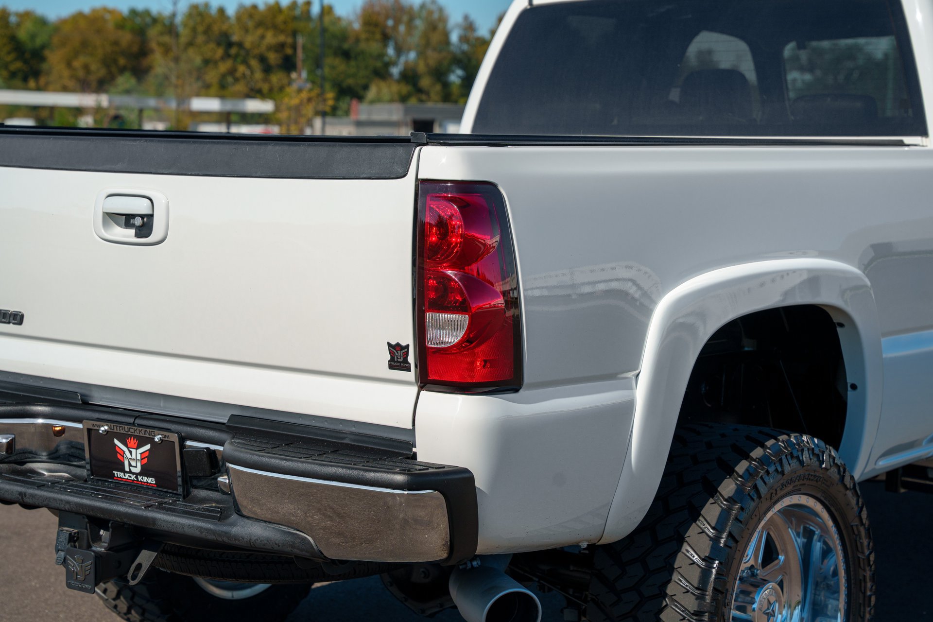 Used 2007 Chevrolet Silverado 2500 LT w/ Heavy-Duty Power Package AWD/4WD image 19