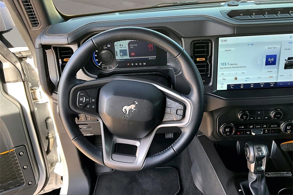 Used 2024 Ford Bronco Badlands image 5