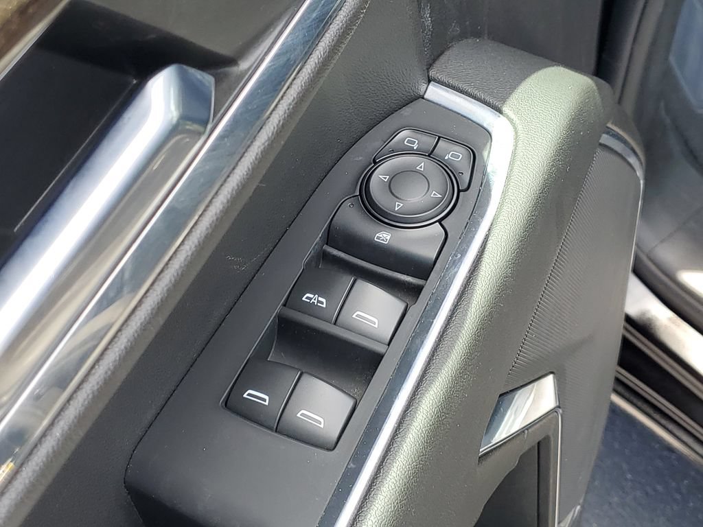 Certified 2024 Chevrolet Silverado 1500 LT AWD/4WD image 21