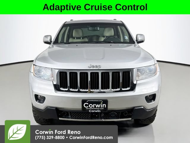 Used 2011 Jeep Grand Cherokee Limited w/ Luxury Group II AWD/4WD image 2