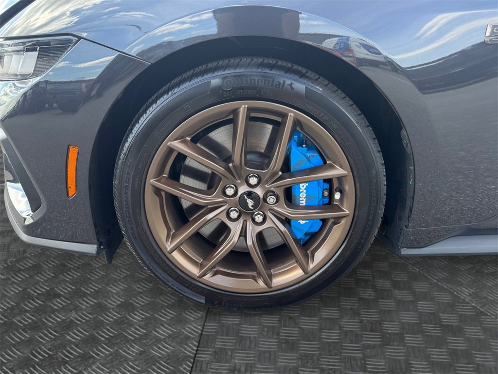 Used 2024 Ford Mustang GT Premium image 14