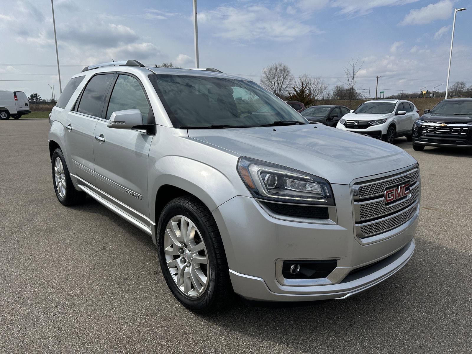 Used 2016 GMC Acadia Denali AWD/4WD image 11