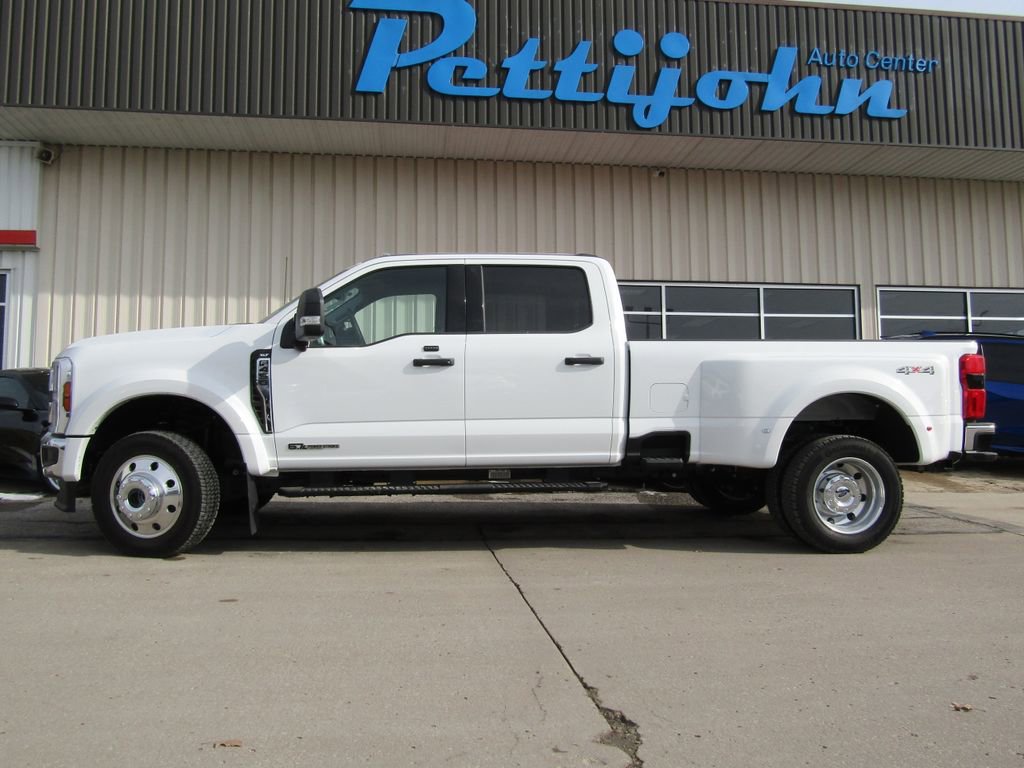 Used 2025 Ford F450 XLT w/ 360-Degree Camera Package image 11