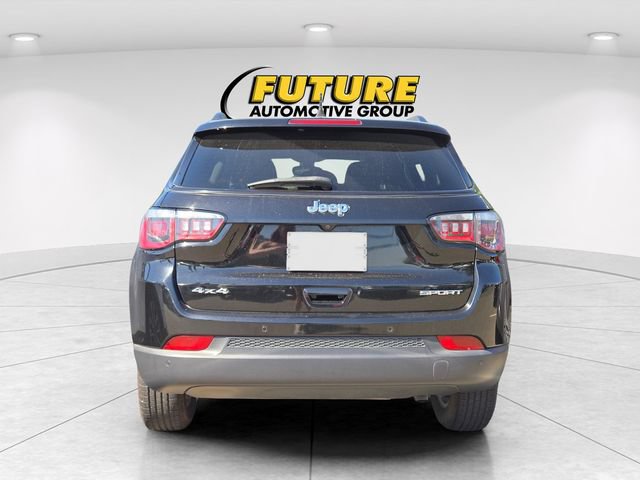 Used 2017 Jeep Compass Sport w/ Tech Group AWD/4WD image 4