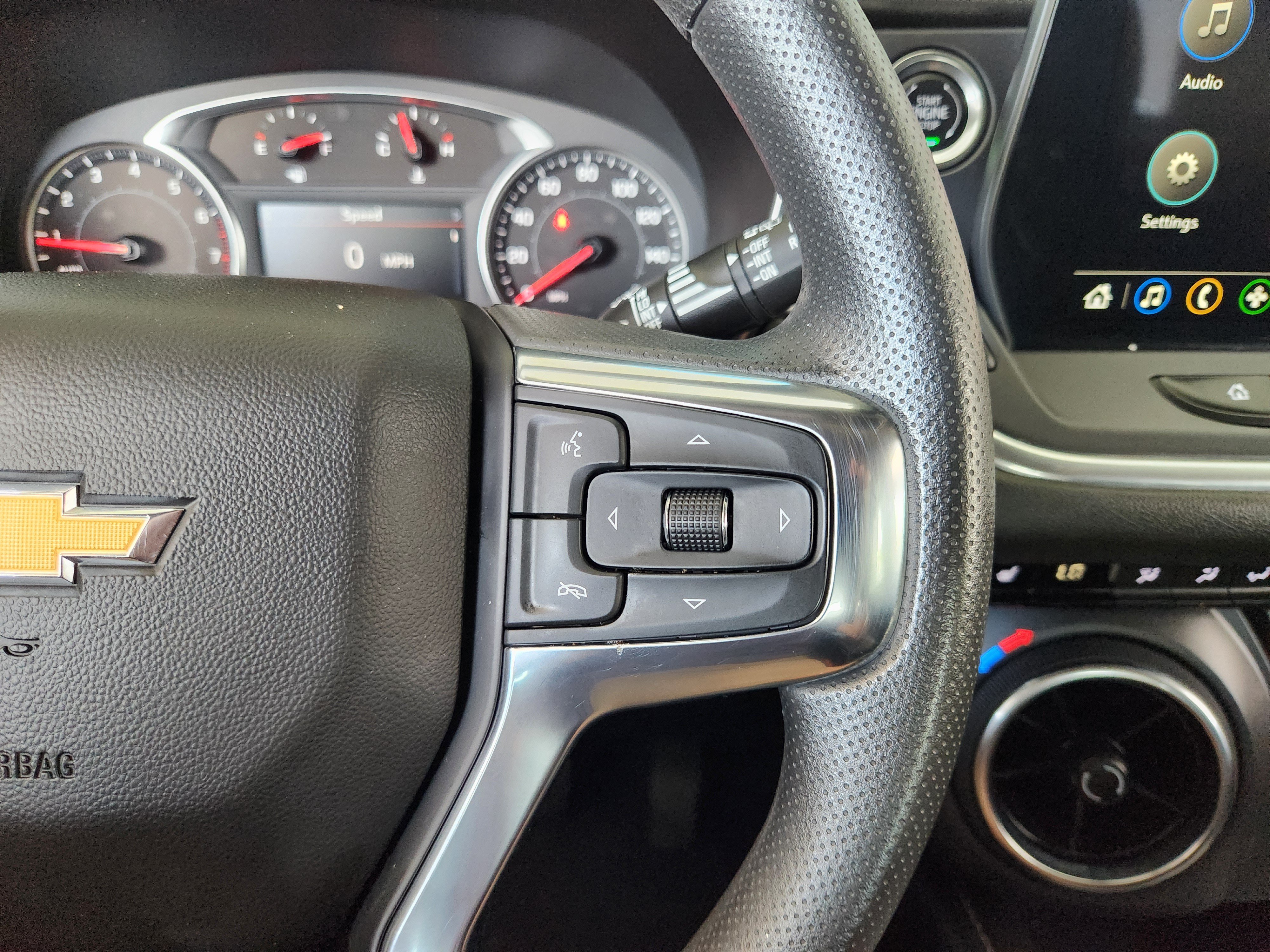 Certified 2025 Chevrolet Blazer LT AWD/4WD image 31