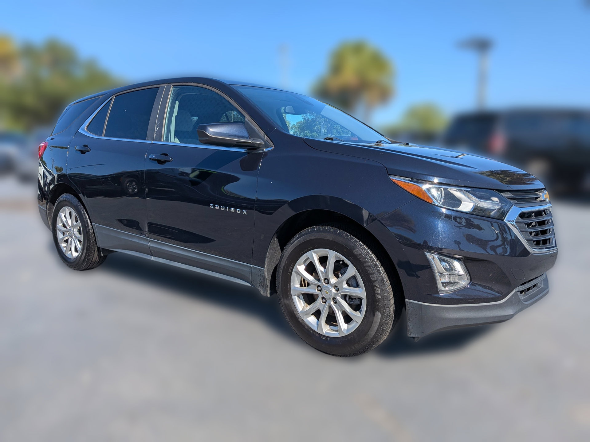Used 2021 Chevrolet Equinox LT FWD image 2