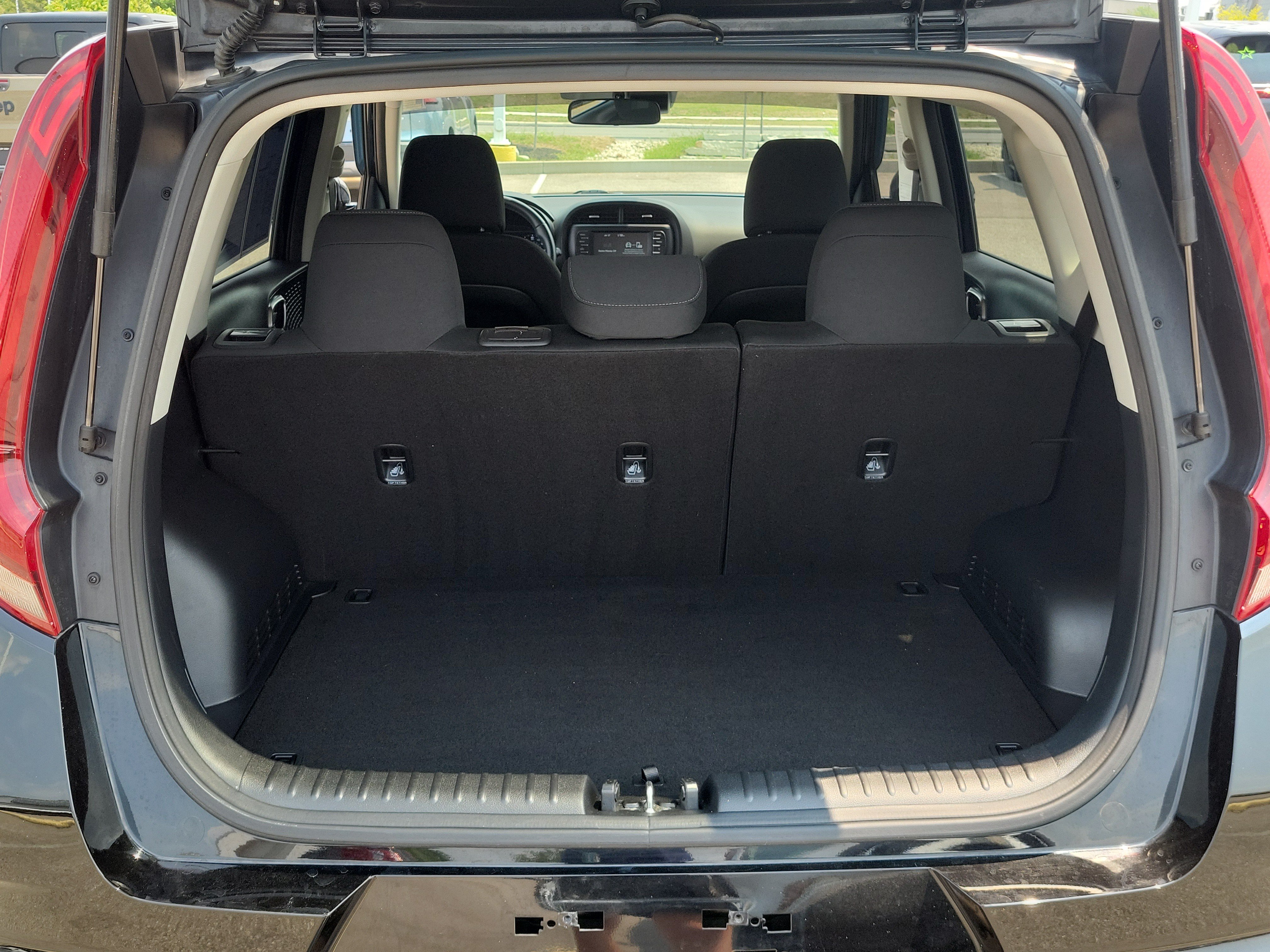 Used 2021 Kia Soul GT-Line FWD image 7