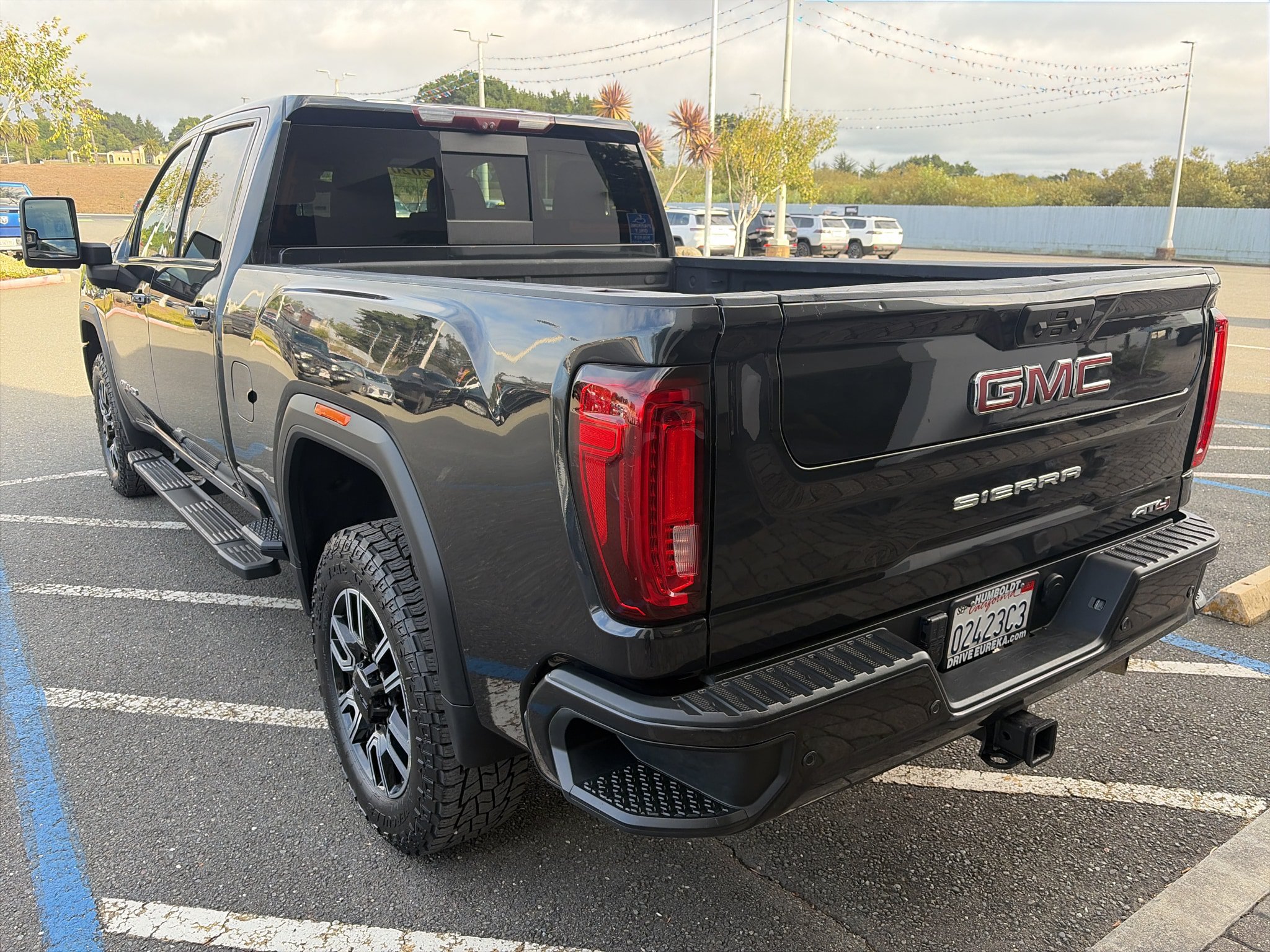 Used 2020 GMC Sierra 2500 AT4 w/ AT4 Premium Package AWD/4WD image 25