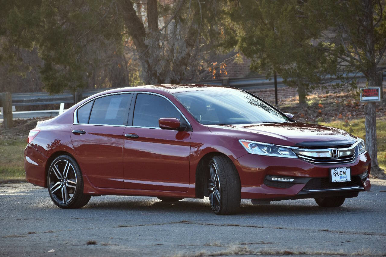 Used 2016 Honda Accord Sport image 4