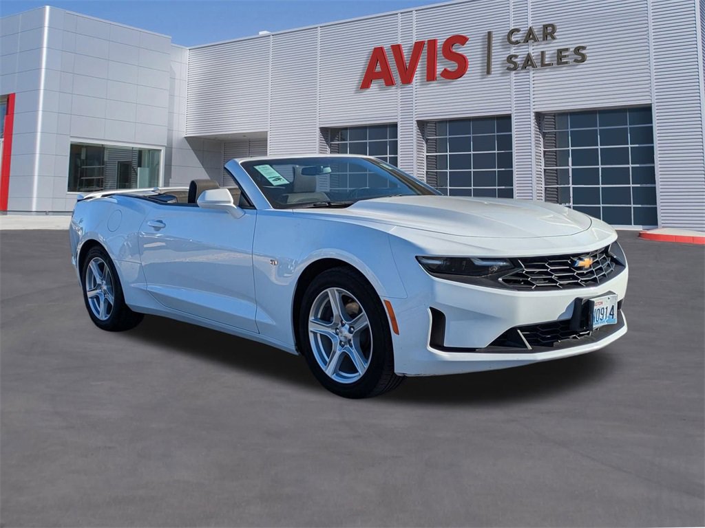 Used 2023 Chevrolet Camaro LT image 3