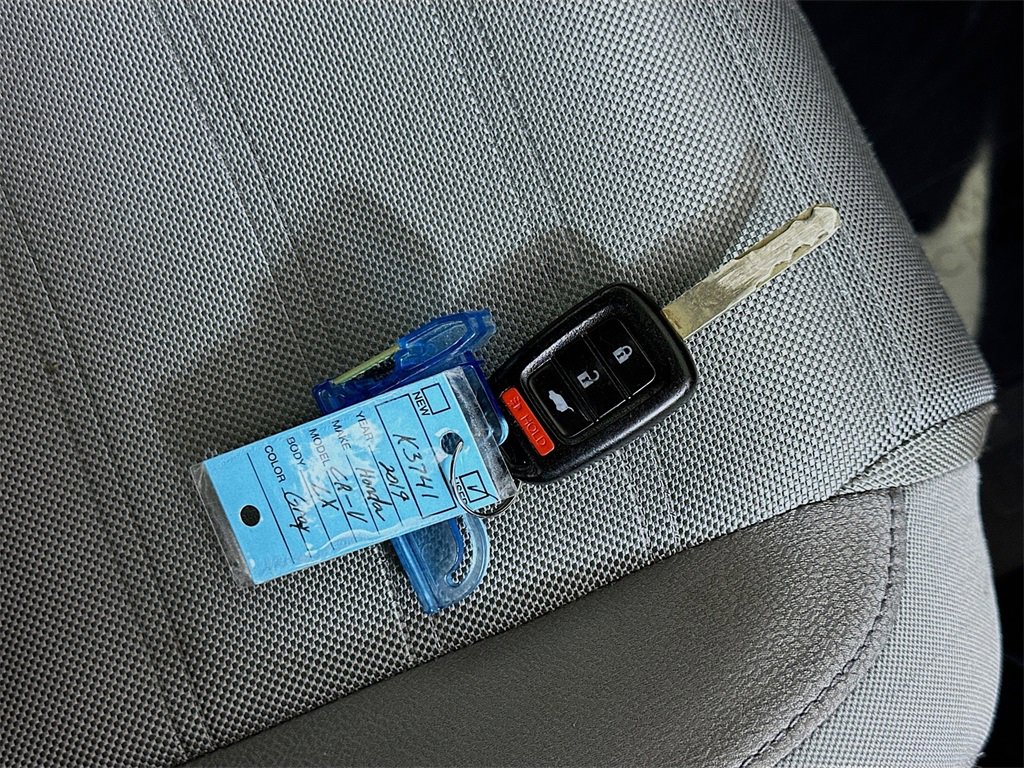 Used 2019 Honda CR-V LX image 32