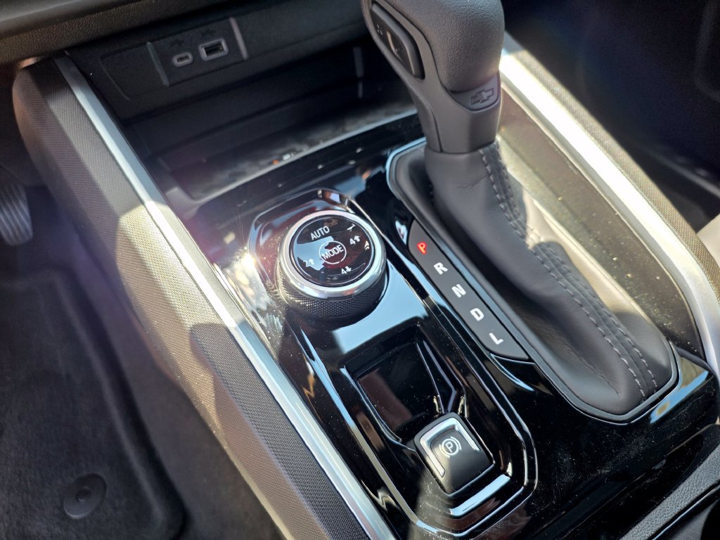 New 2026 Chevrolet Colorado Trail Boss AWD/4WD image 23