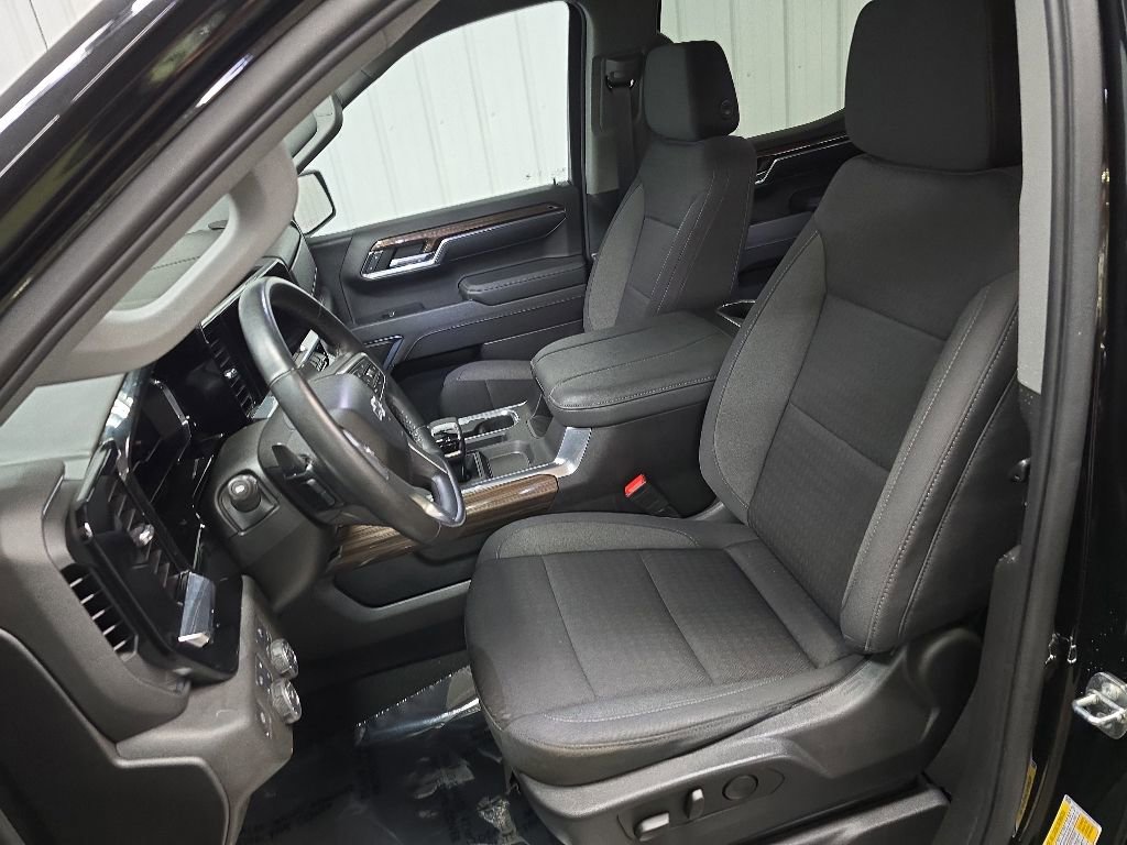 Used 2023 Chevrolet Silverado 1500 RST AWD/4WD image 29
