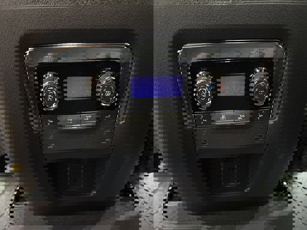 New 2026 Chevrolet Suburban High Country w/ Sun And Tow Package image 30