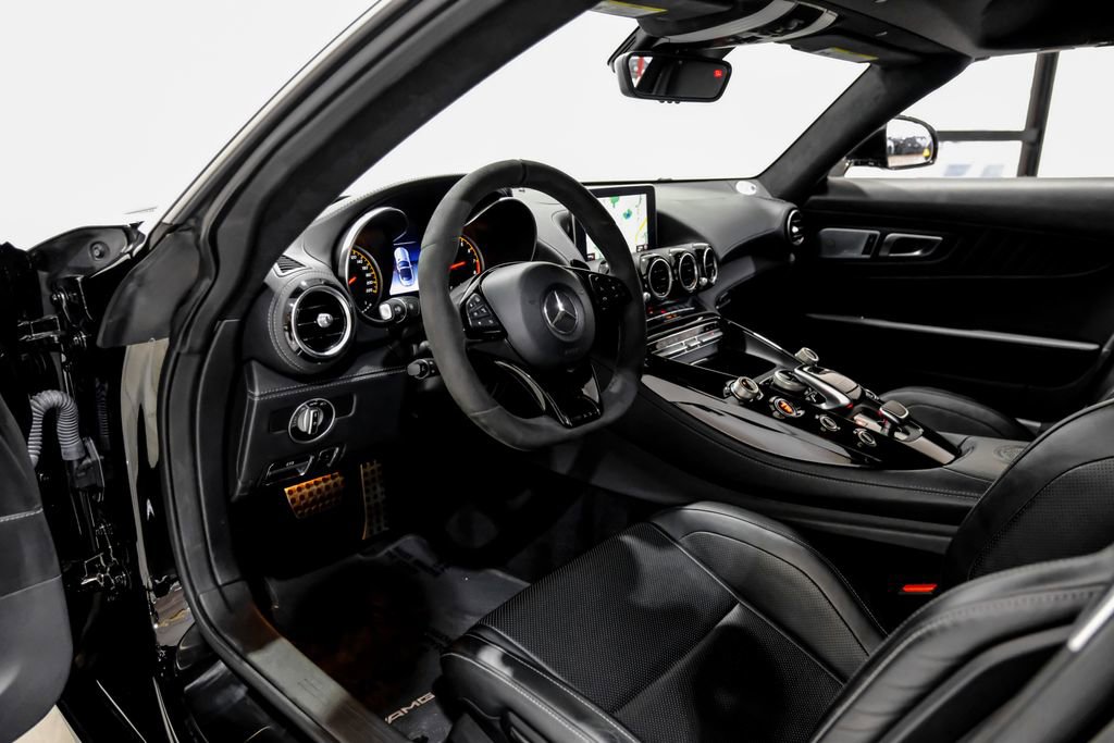 Used 2018 Mercedes-Benz AMG GT C w/ AMG Interior Night Package image 6
