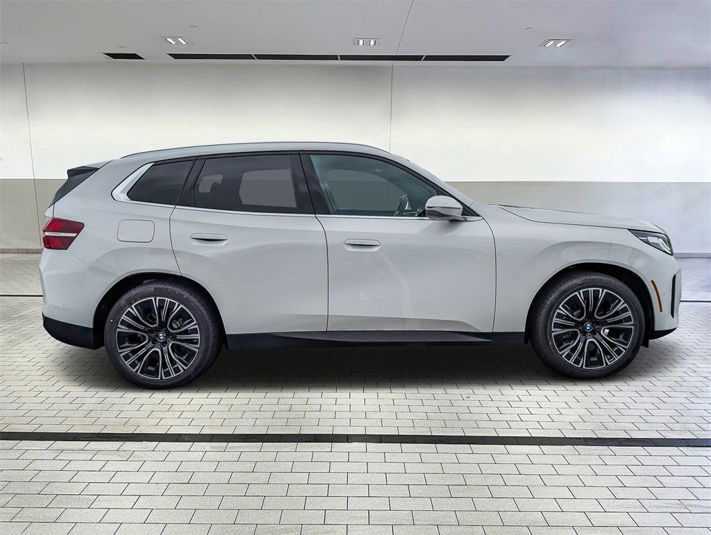 Used 2025 BMW X3 xDrive30i w/ Convenience Package image 6