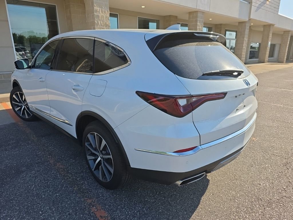 Used 2026 Acura MDX SH-AWD w/ Technology Package image 4