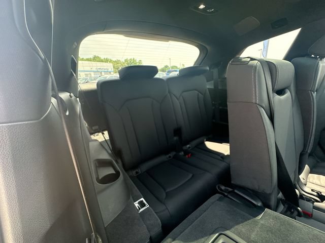 Used 2025 Audi Q7 3.0T Premium Plus AWD/4WD image 30