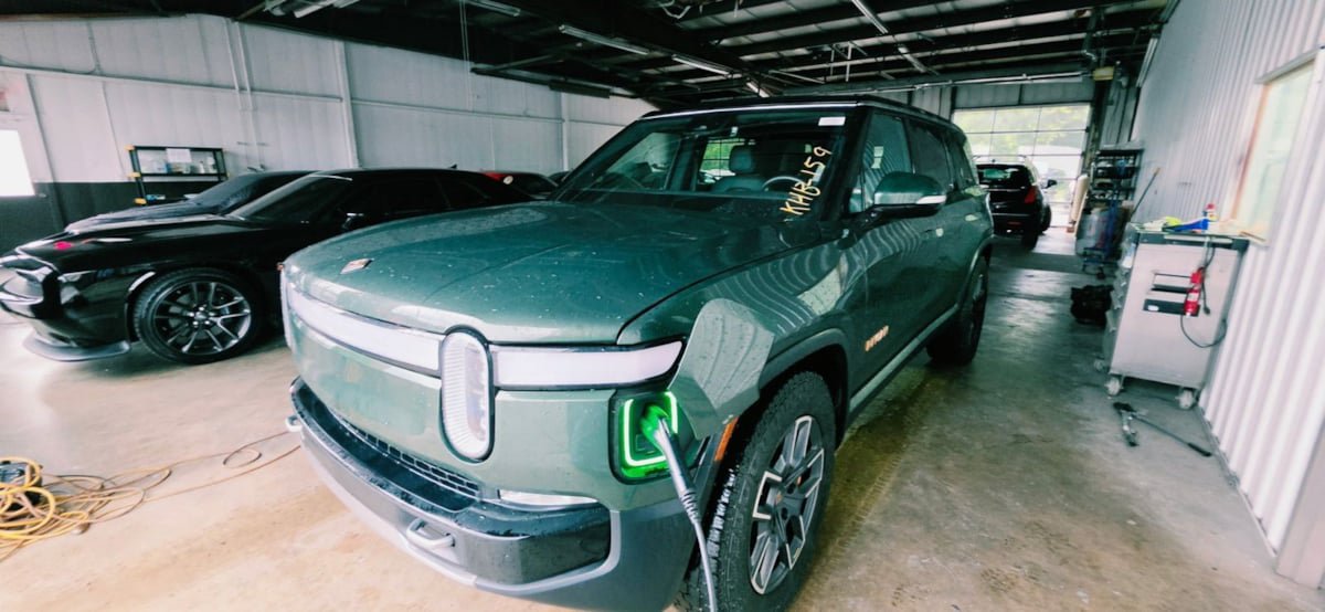Used 2022 Rivian R1S Launch Edition