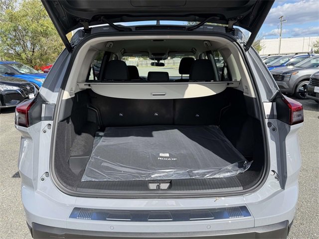 New 2026 Nissan Rogue SV image 12