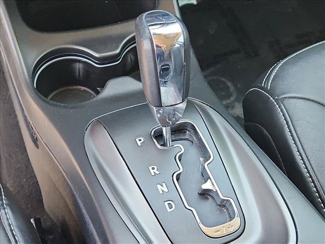 Used 2019 Dodge Journey Crossroad w/ Driver Convenience Group FWD image 17