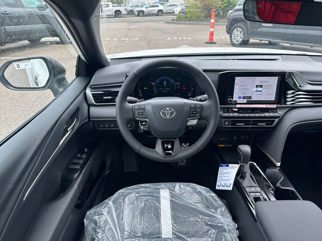 New 2026 Toyota Camry Hybrid AWD/4WD image 11