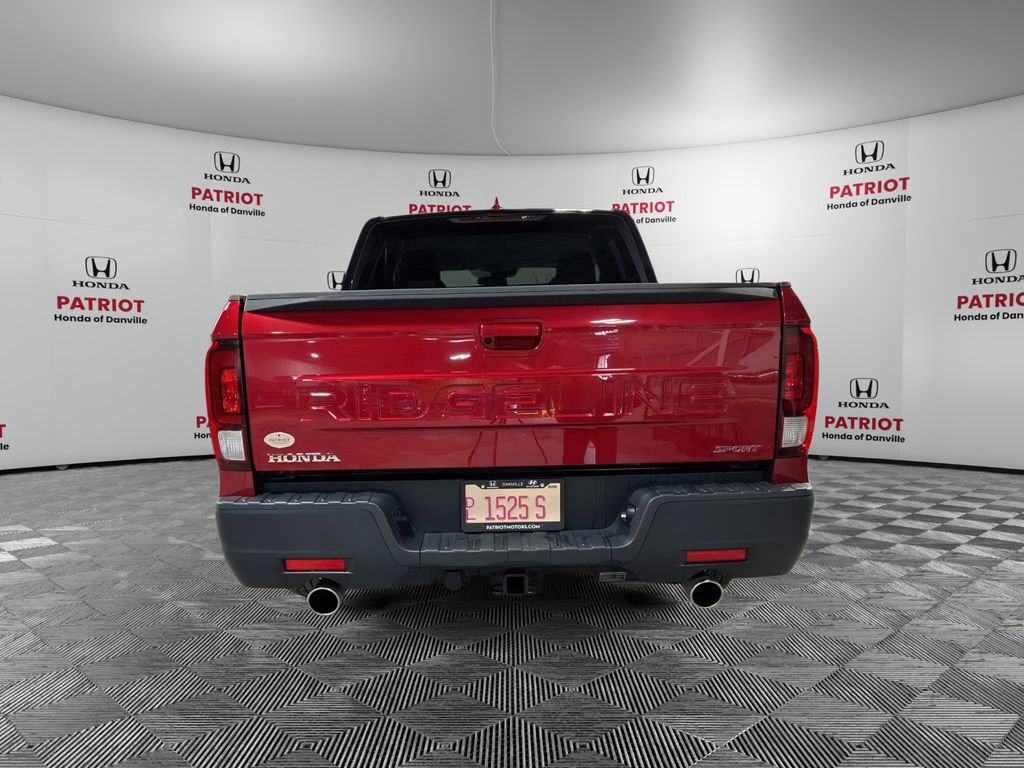 Used 2024 Honda Ridgeline Sport image 7