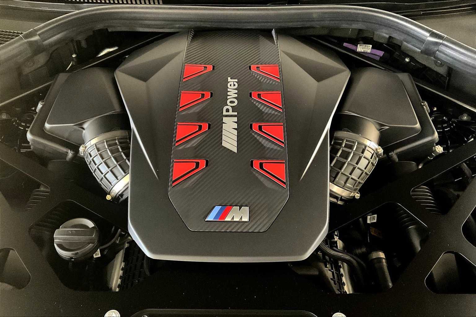 New 2026 BMW X5 M Competition w/ Executive Package image 17